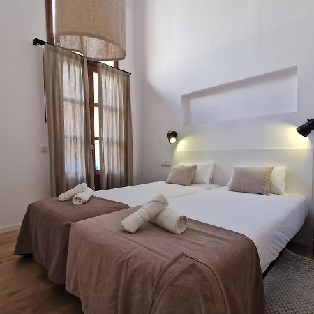 Classbedroom Port Ramblas Барселона Экстерьер фото