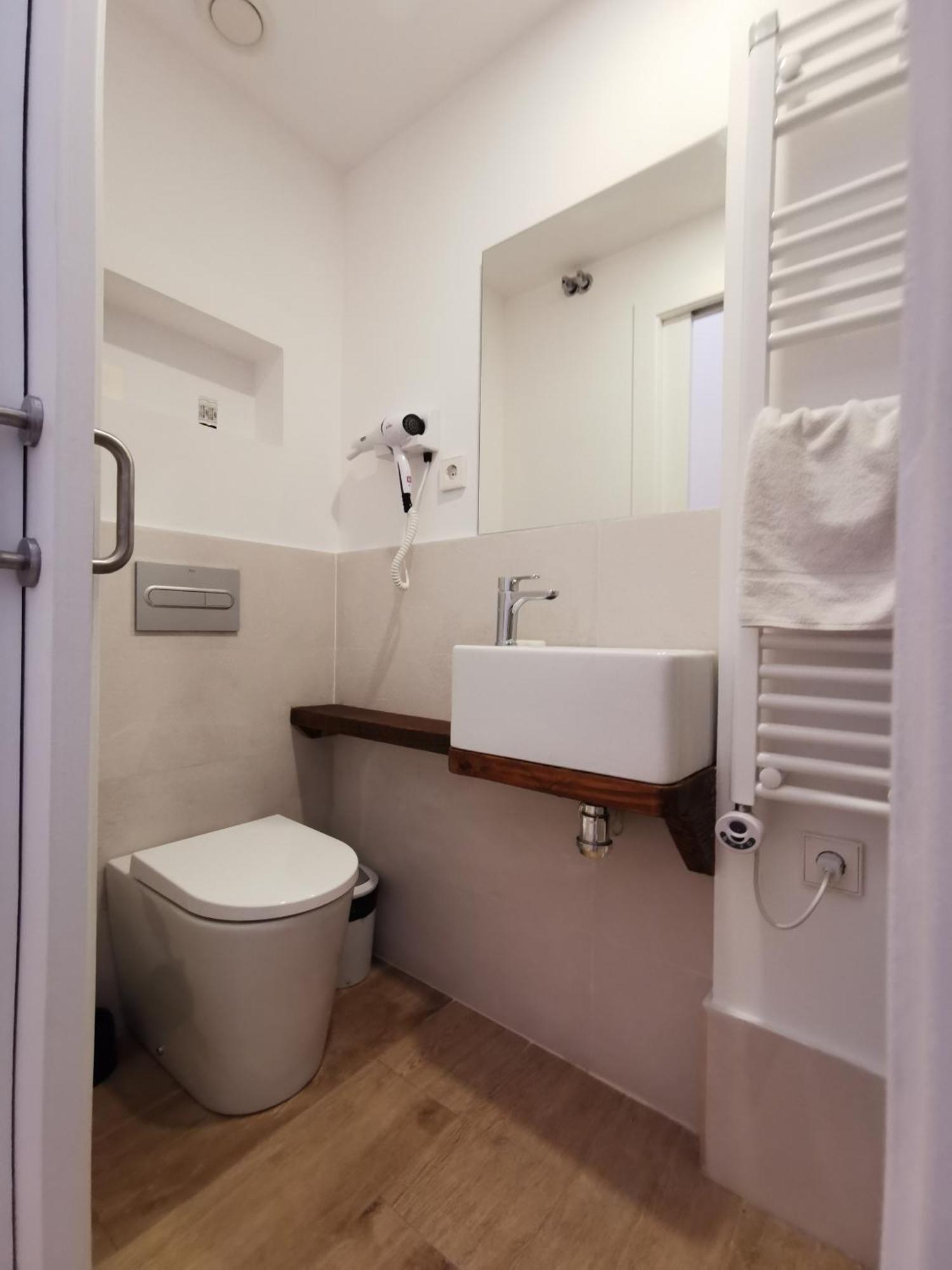 Classbedroom Port Ramblas Барселона Номер фото
