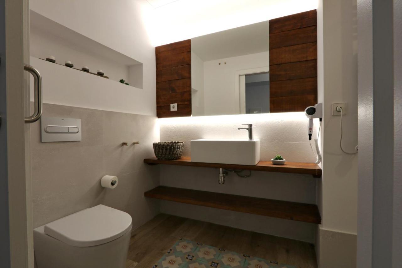 Classbedroom Port Ramblas Барселона Экстерьер фото