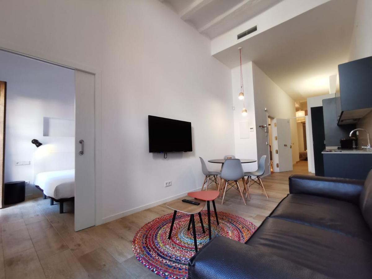 Classbedroom Port Ramblas Барселона Экстерьер фото